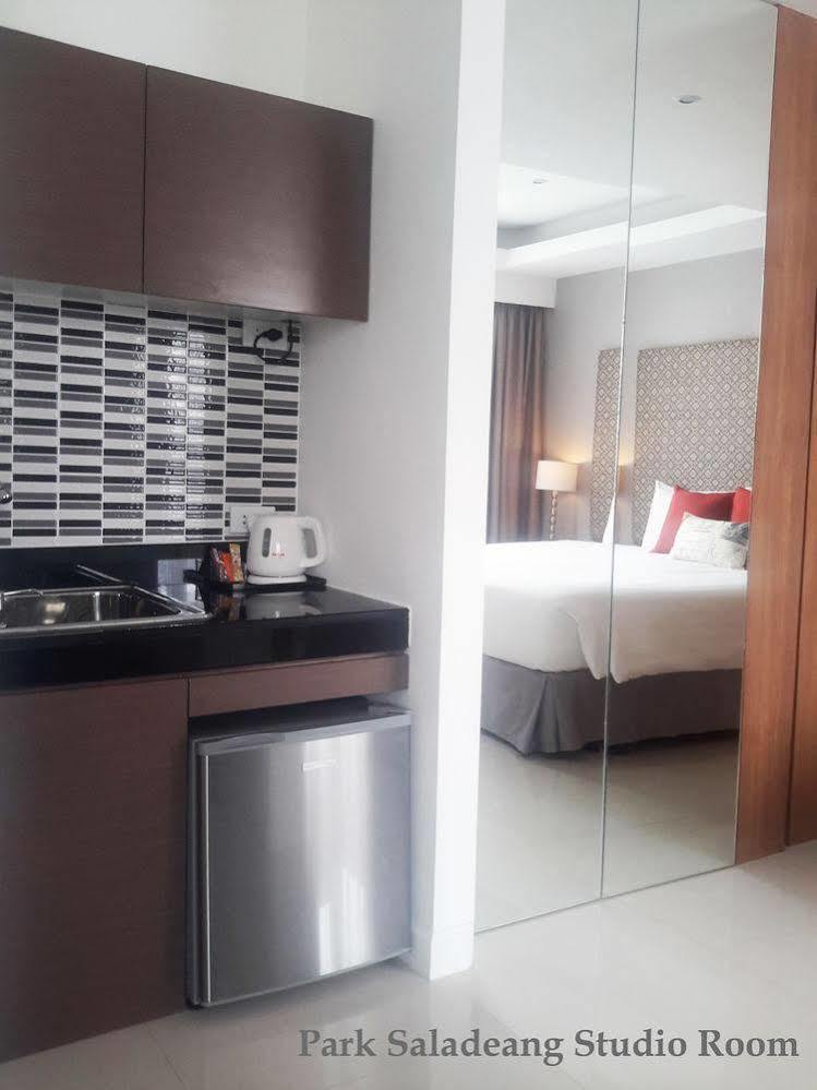 Check In Saladaeng (Adults Only) Hotel Bangkok Exterior photo