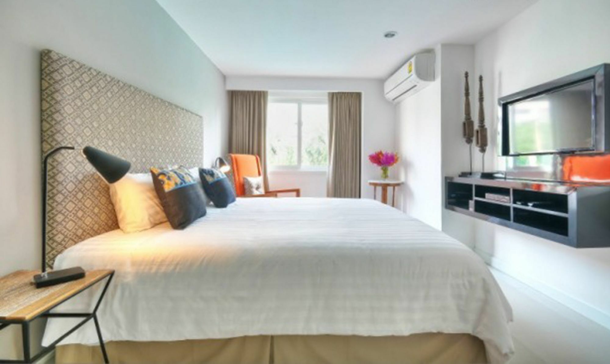 Check In Saladaeng (Adults Only) Hotel Bangkok Exterior photo