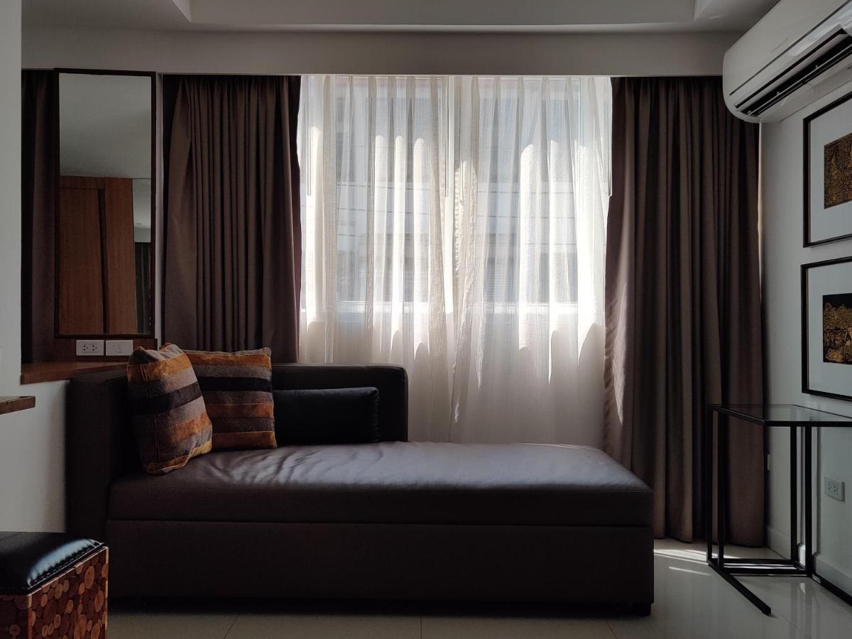 Check In Saladaeng (Adults Only) Hotel Bangkok Exterior photo