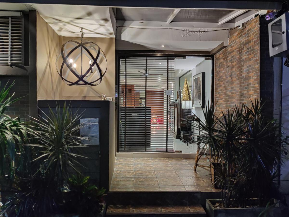 Check In Saladaeng (Adults Only) Hotel Bangkok Exterior photo